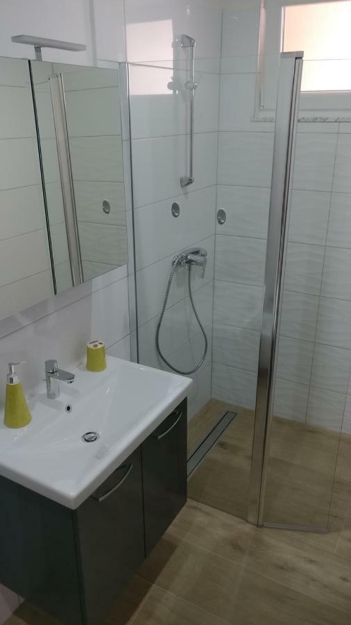 Apartmani Nimcevic Биоград-на-Мору Экстерьер фото