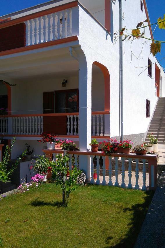 Apartmani Nimcevic Биоград-на-Мору Экстерьер фото