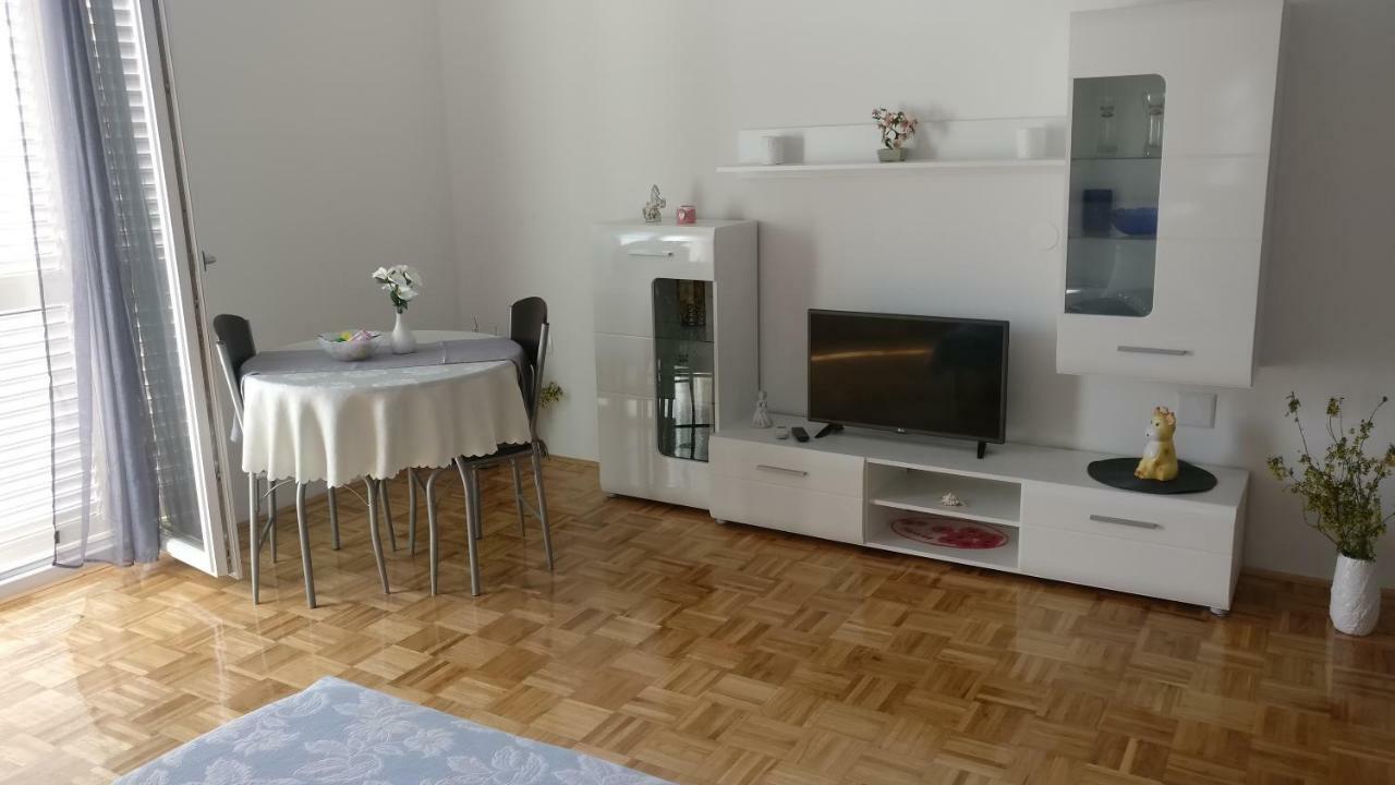 Apartmani Nimcevic Биоград-на-Мору Экстерьер фото